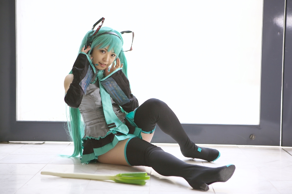 [Cosplay]  Vocaloid - Sexy Hatsune Miku
